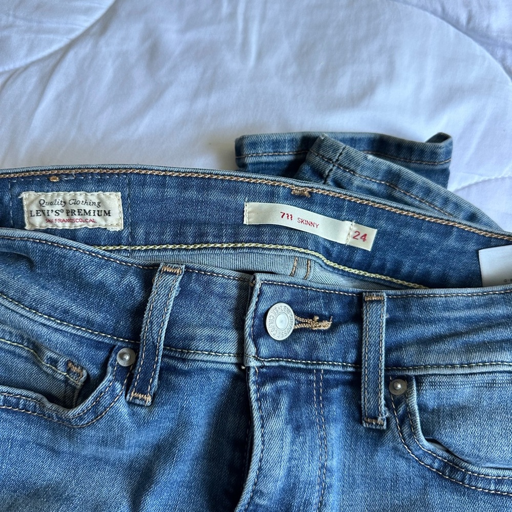 Levi's Slim Straight Jeans size 24 - Picture 6 of 6